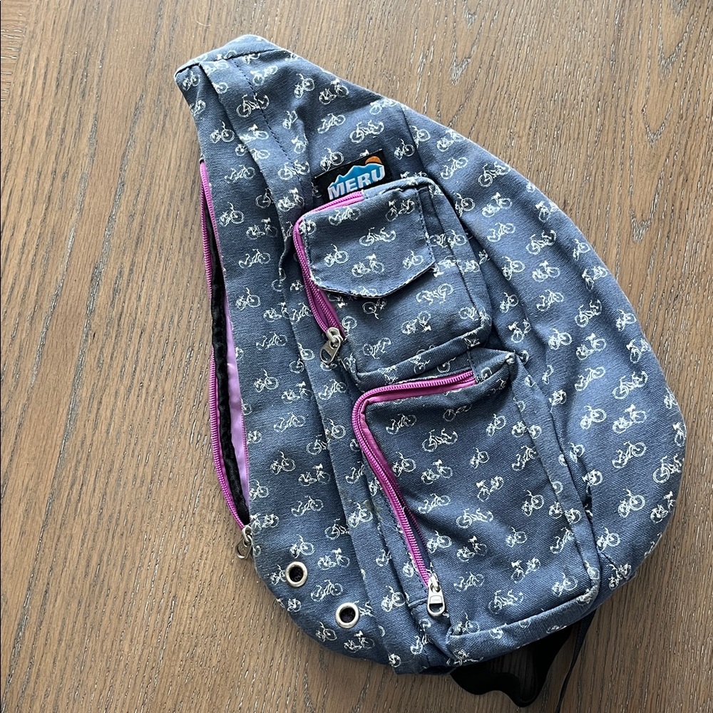 Meru‎ Blue Sling Crossbody Bag with Bicycle Print